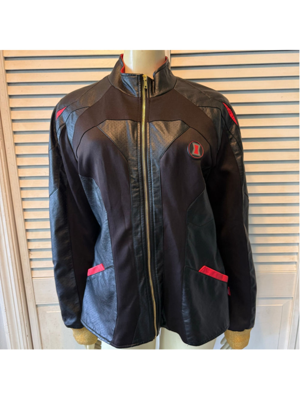 Disney Parks Marvel Black Widow Jacket XL Avengers Cosplay Zip Black Red